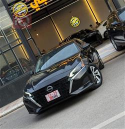 نيسان ألتيما